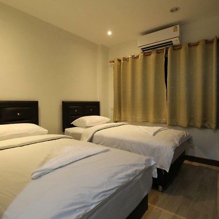 Chaiwat Guesthouse Bangkok Eksteriør bilde