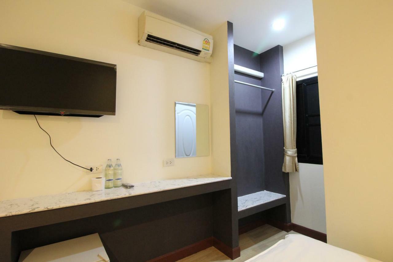Chaiwat Guesthouse Bangkok Eksteriør bilde