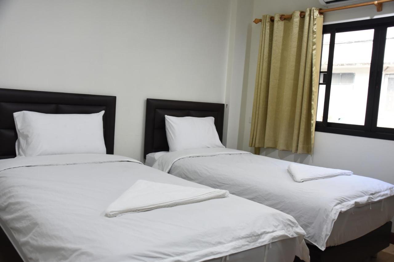Chaiwat Guesthouse Bangkok Eksteriør bilde