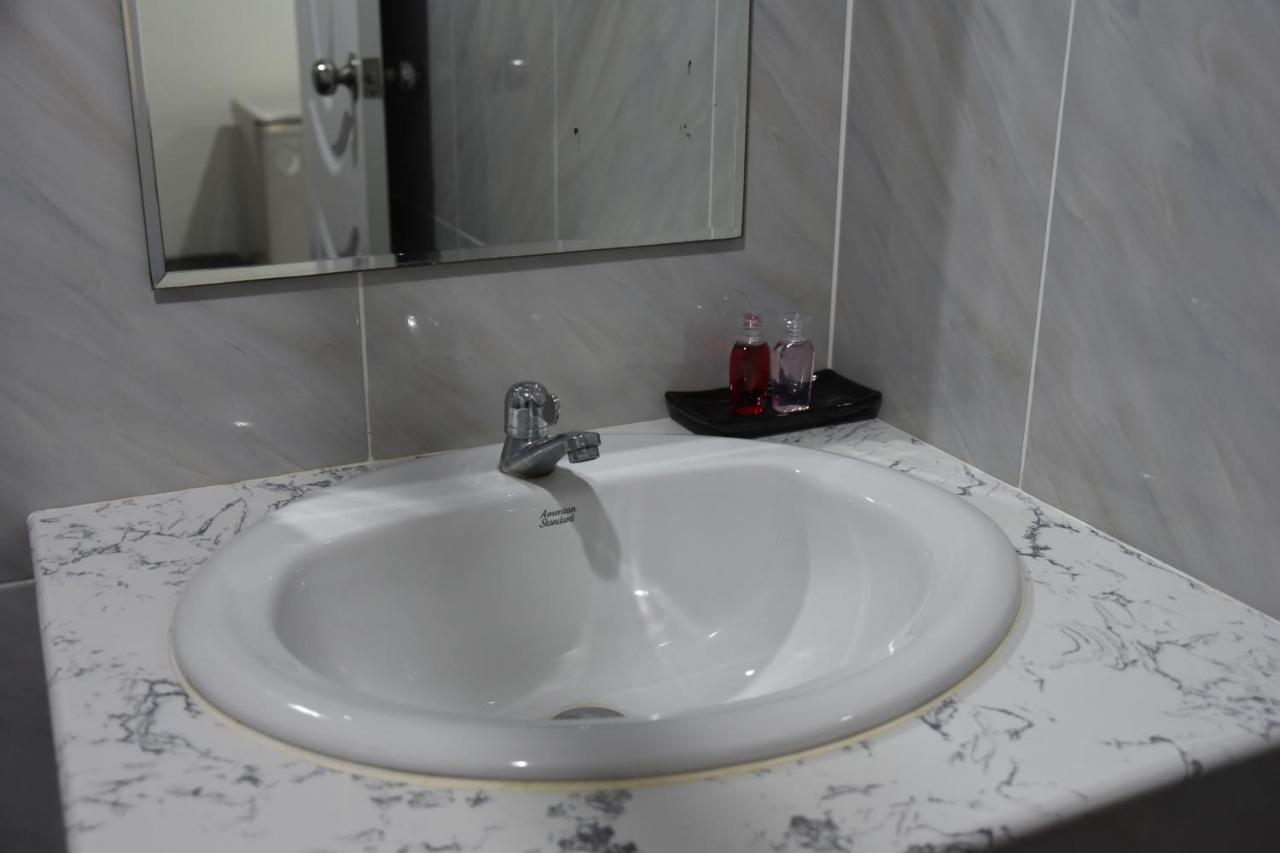 Chaiwat Guesthouse Bangkok Eksteriør bilde